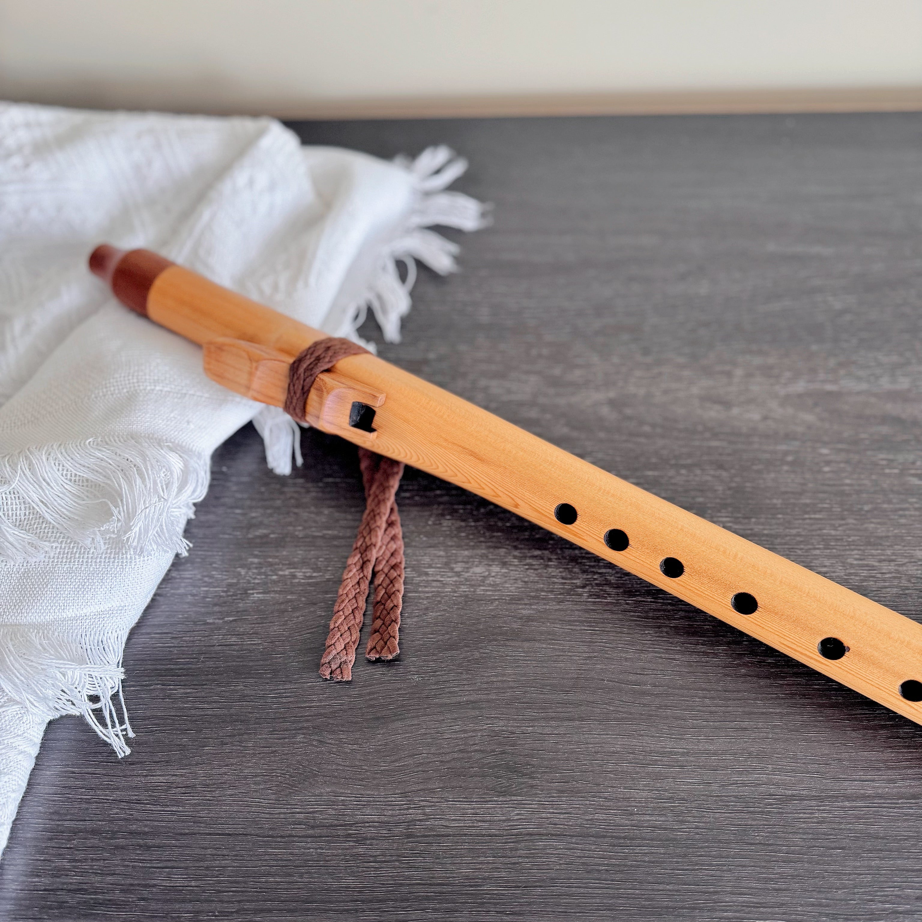 Native American Style Flute F# Minor Pentatonic 58cm 432hz sound healing meditation