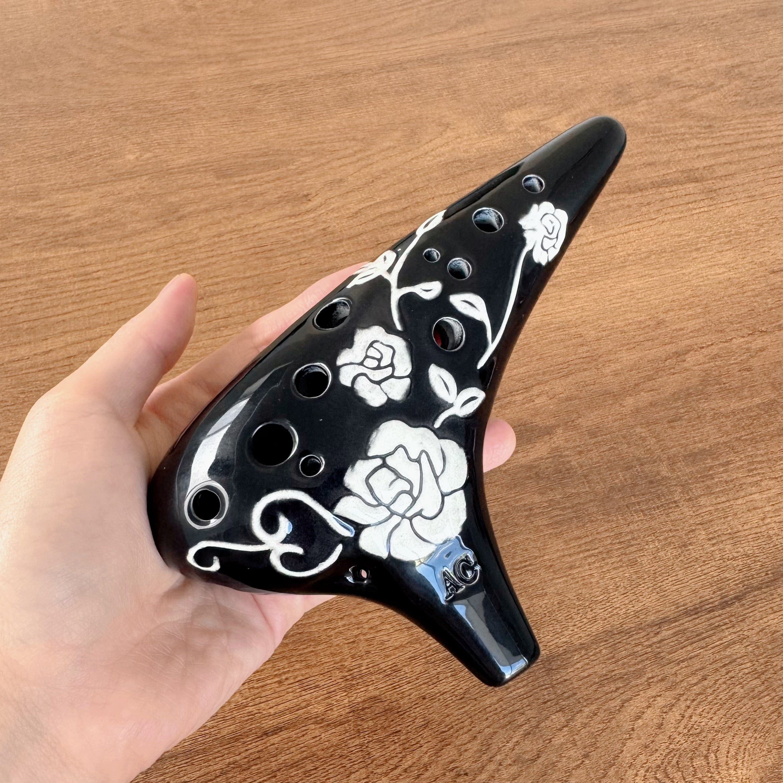 Focalink Stein beginner ocarina Australia, handmade ceramic Alto C ocarina Handmade black rose