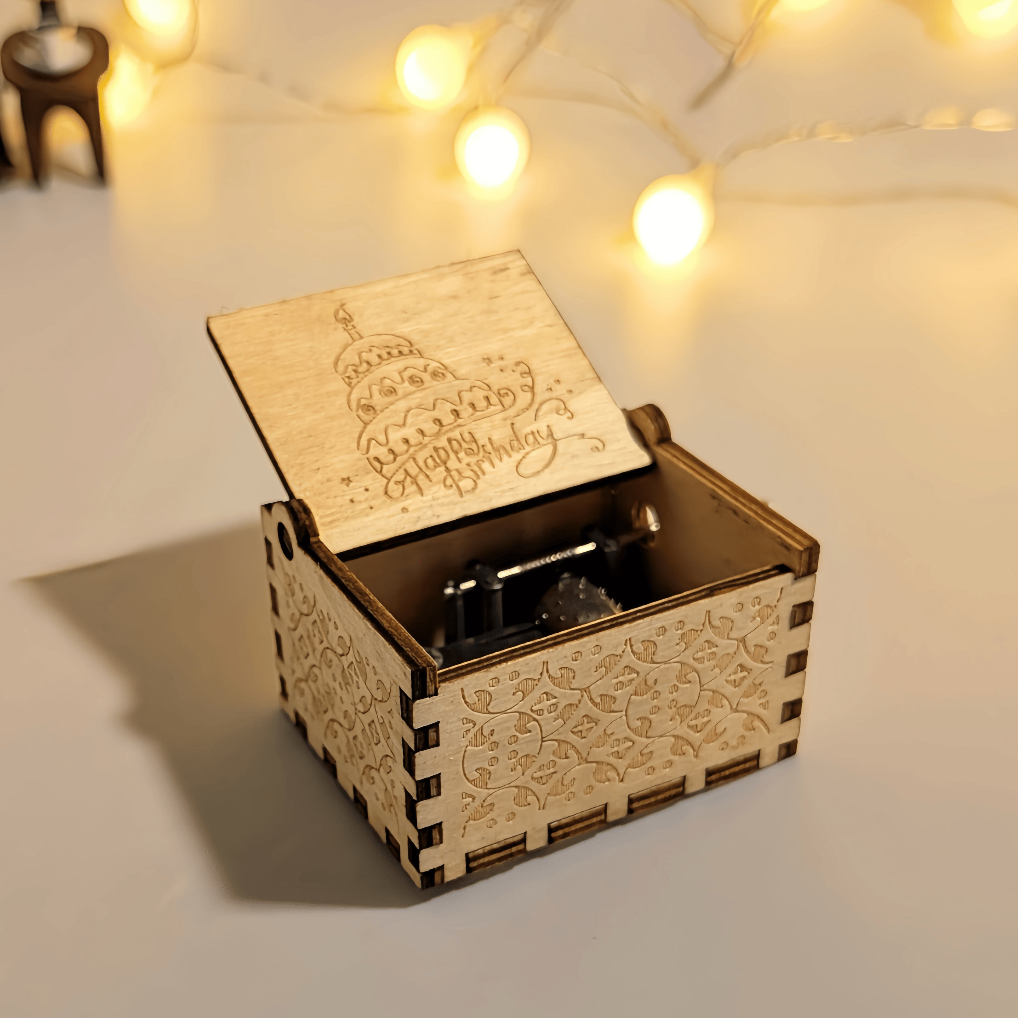 Music Box Wooden Hand Crank Classic