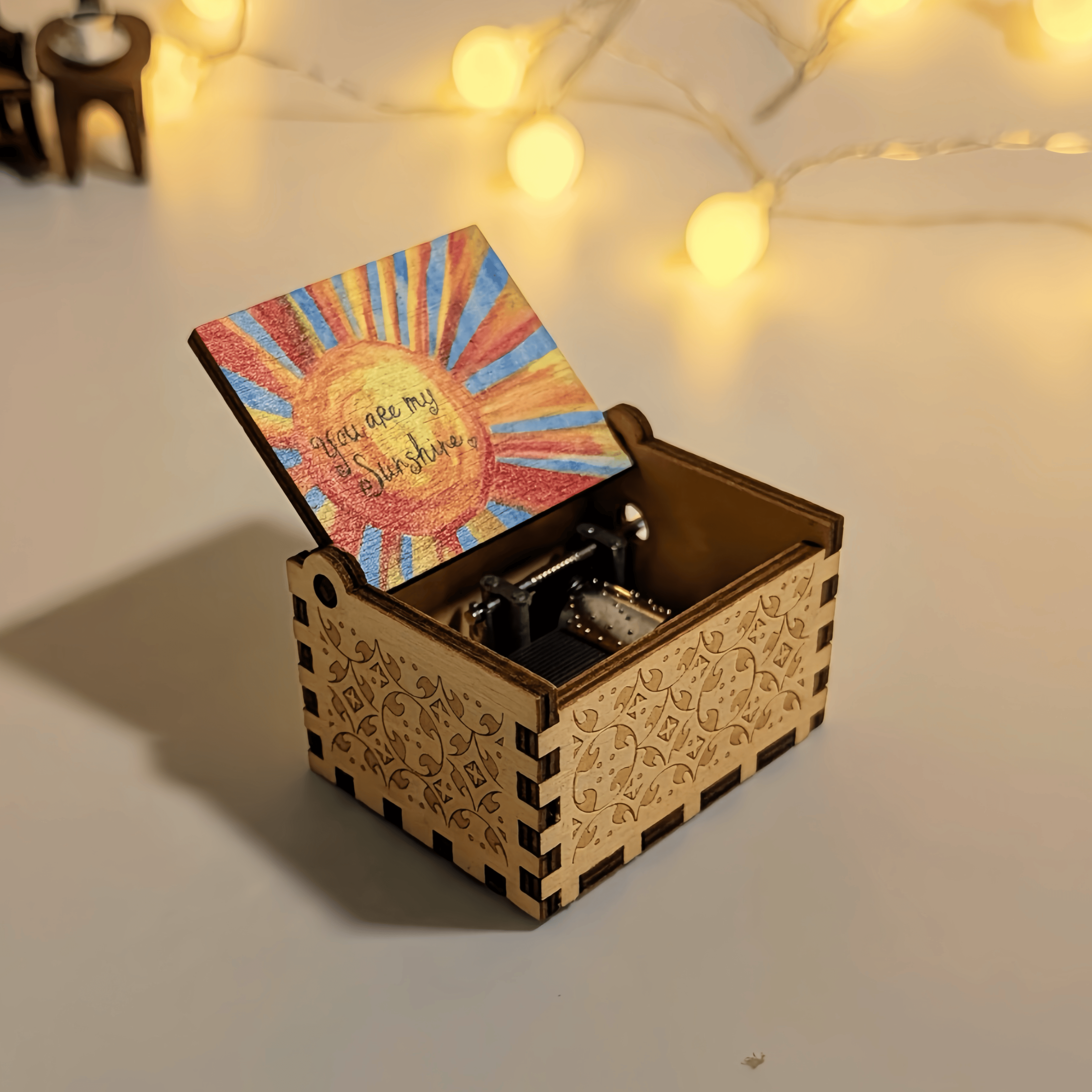 Music Box Wooden Hand Crank Classic