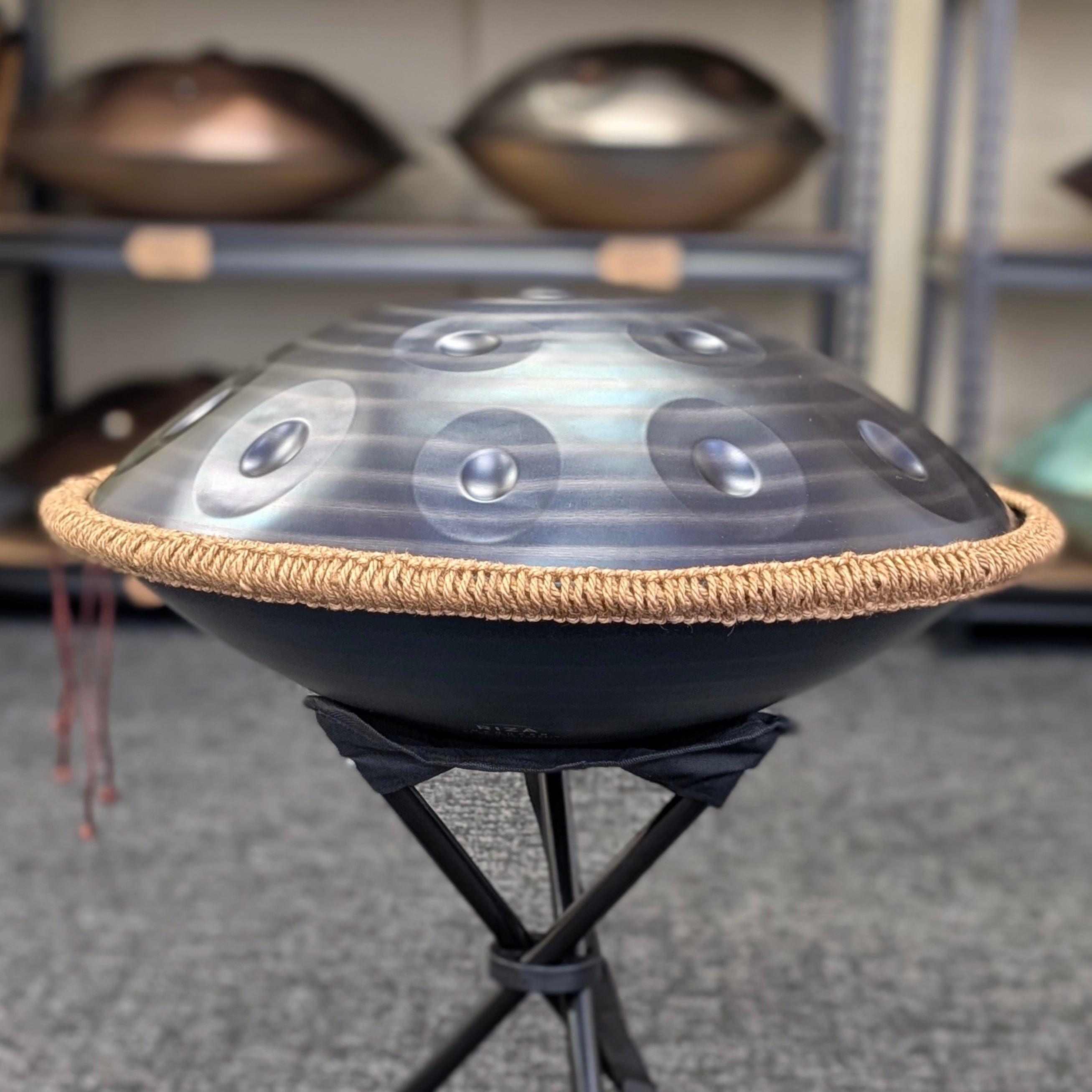 Buy beginner handpan in Australia – 55 cm Mandala 12-note D Kurd handpan, 432 Hz tuning, ideal beginner handpan for meditation, music therapy, acoustic performance, and creative expression.