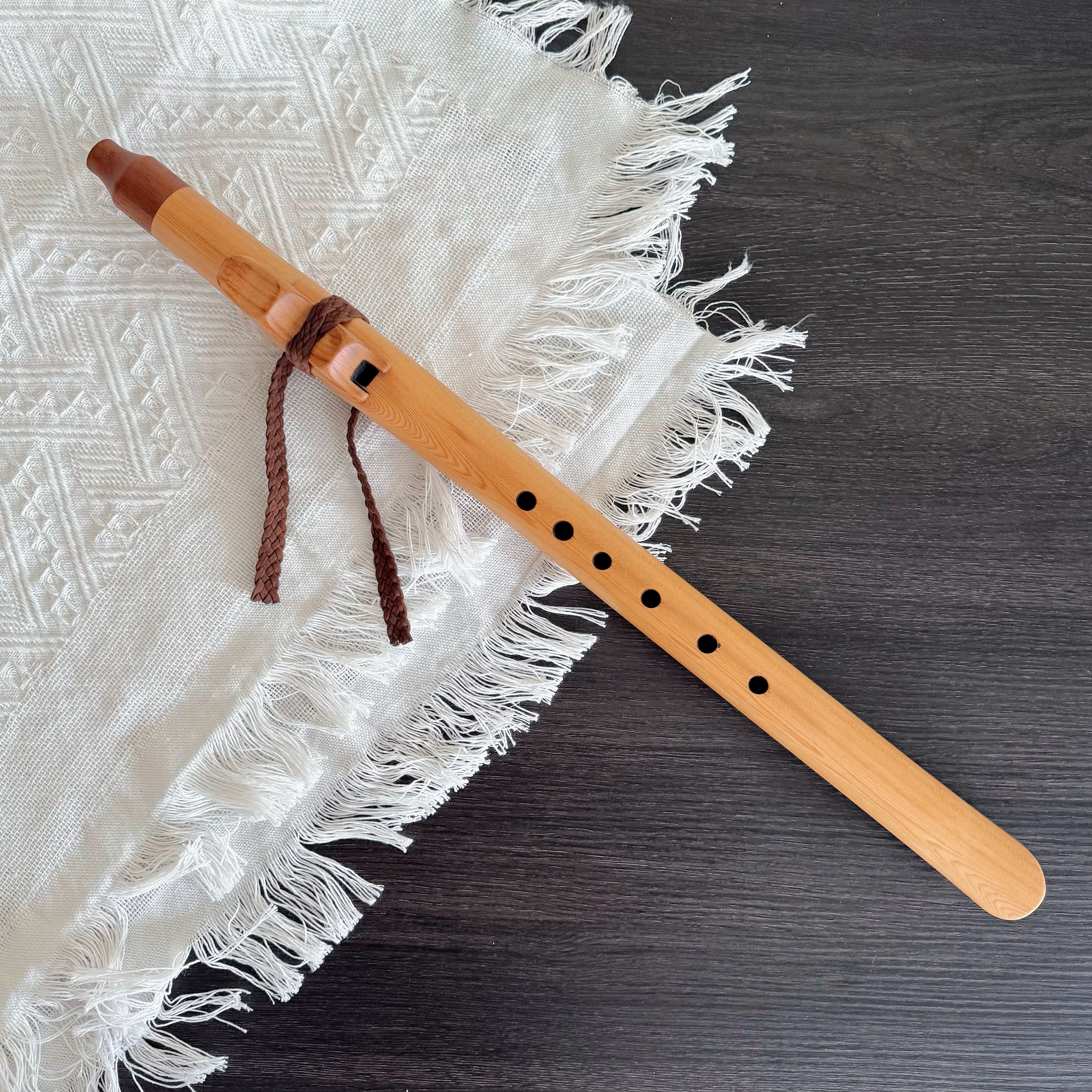 Native American Style Flute F# Minor Pentatonic 58cm 432hz sound healing meditation