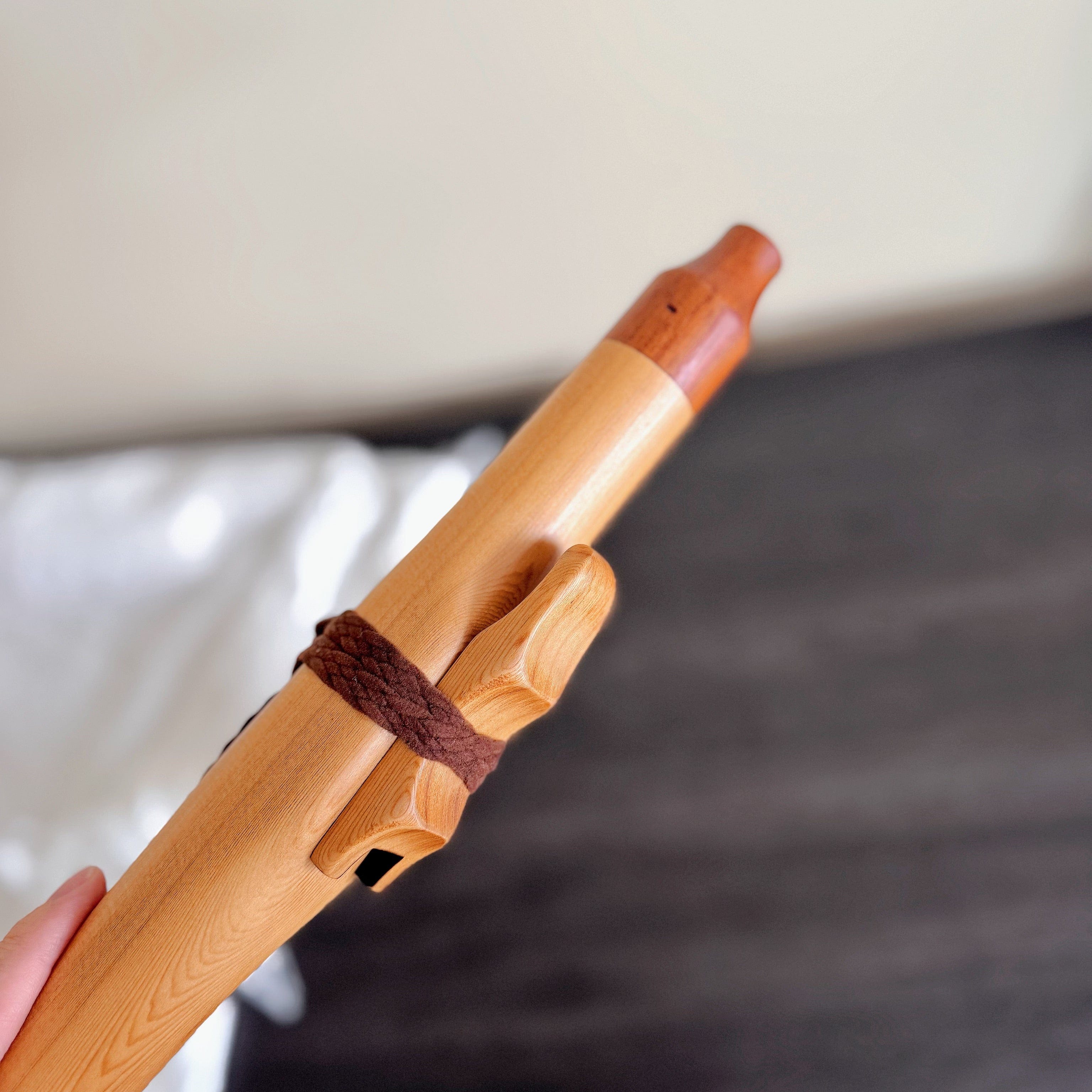 Native American Style Flute F# Minor Pentatonic 58cm 432hz sound healing meditation