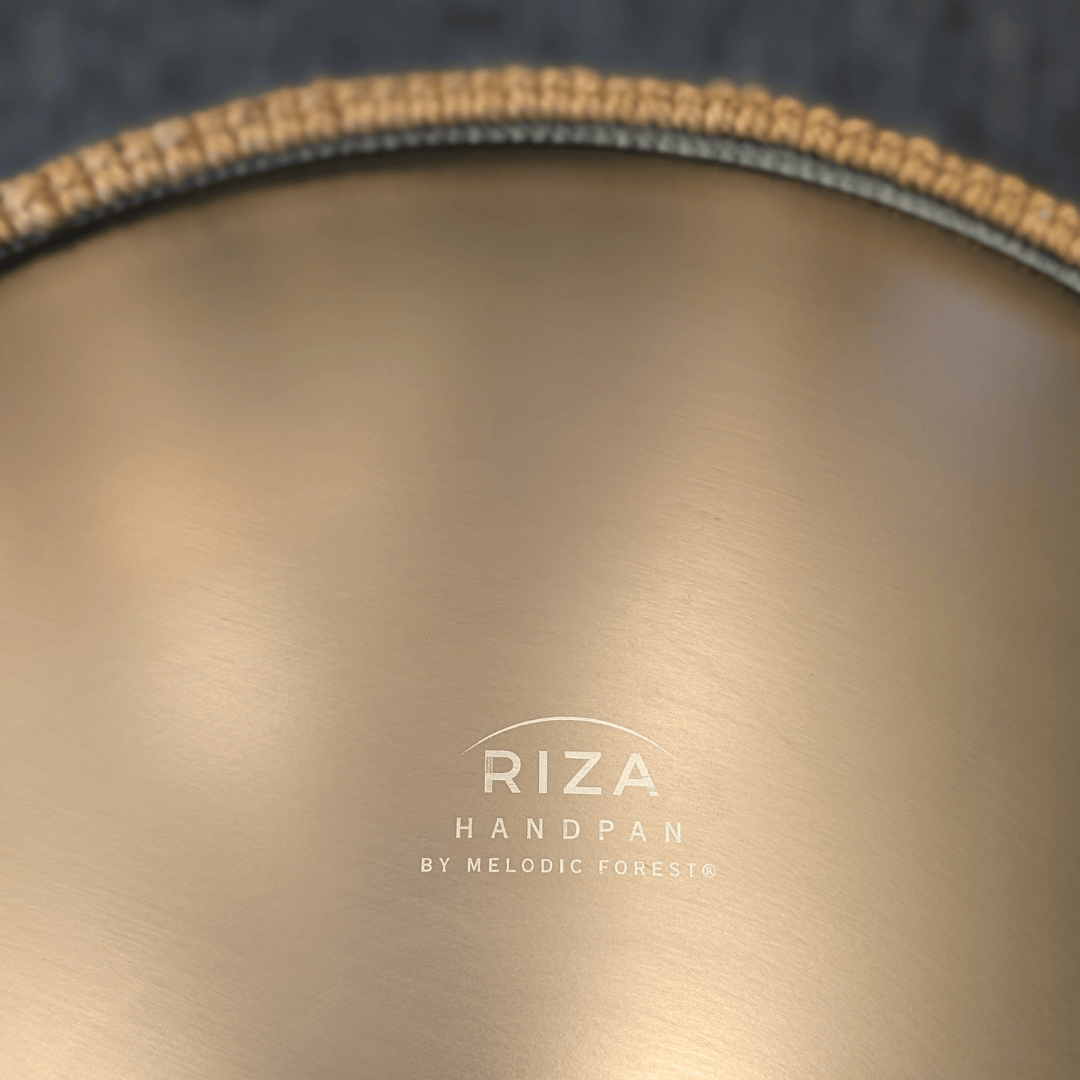 Buy beginner handpan in Australia – 55 cm Mandala 10-note D Kurd handpan, 432 Hz tuning, ideal beginner handpan for meditation, music therapy, acoustic performance, and creative expression.
