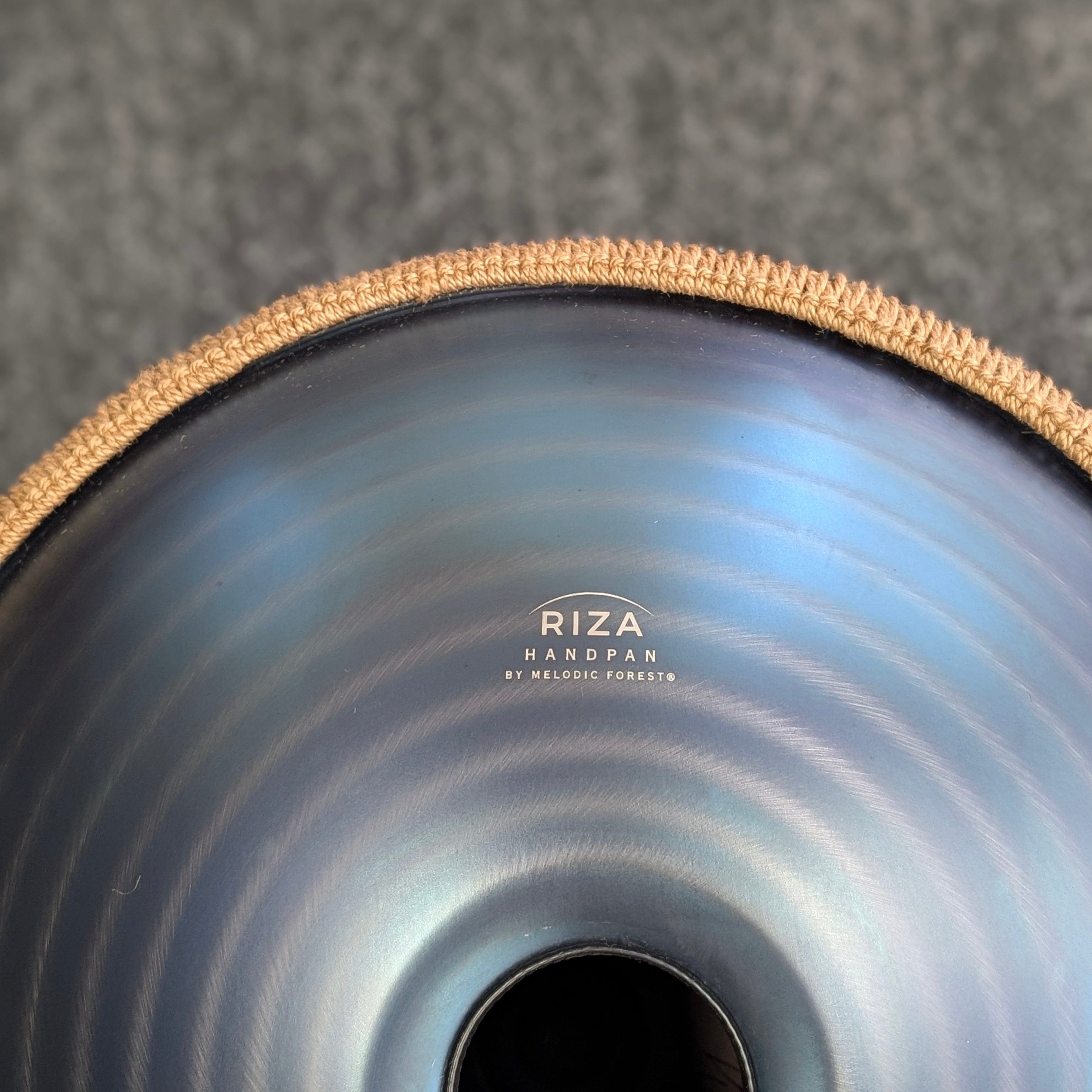 Buy beginner handpan in Australia – 55 cm Mandala 12-note D Kurd handpan, 432 Hz tuning, ideal beginner handpan for meditation, music therapy, acoustic performance, and creative expression.
