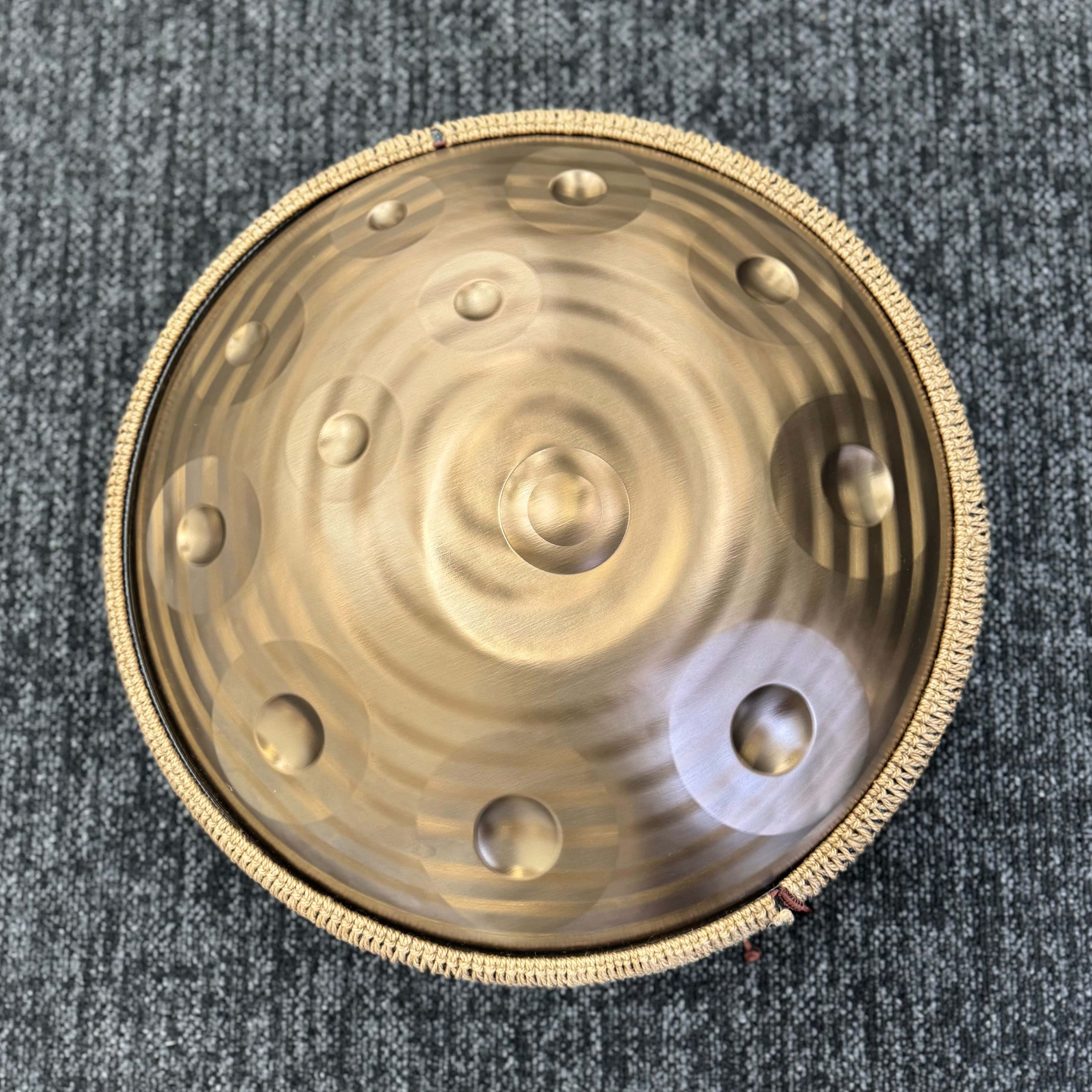 Riza Handpan 14-Note D Kurd Beginner Gold 432hz 55cm